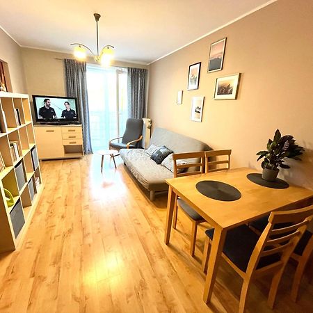Apartament Roentgena 16 Przy Centrum Onkologii I Klinice Novum Warschau Exterior foto