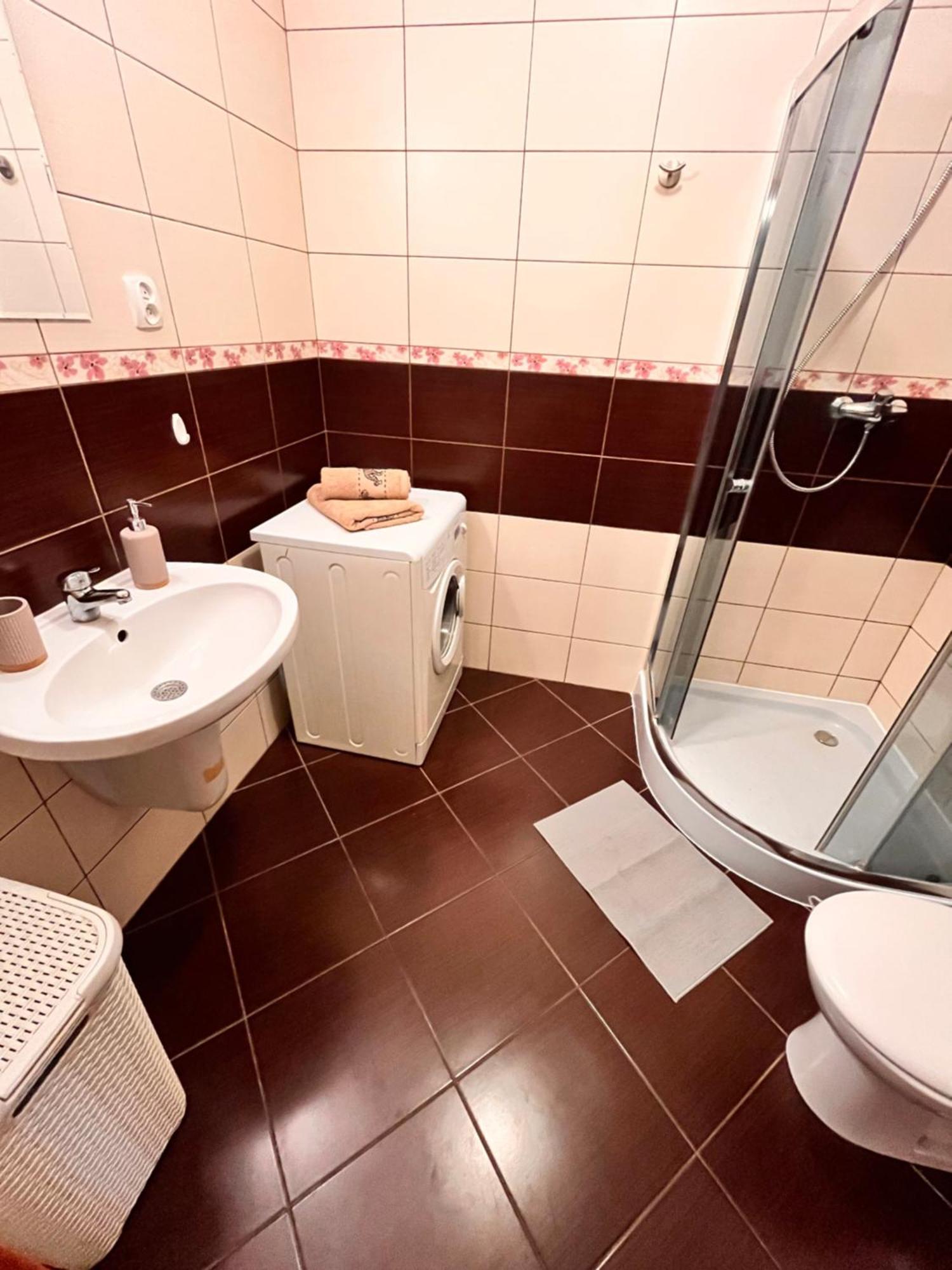 Apartament Roentgena 16 Przy Centrum Onkologii I Klinice Novum Warschau Exterior foto