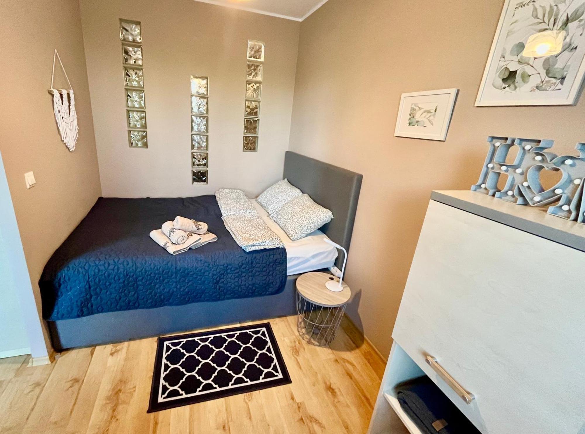 Apartament Roentgena 16 Przy Centrum Onkologii I Klinice Novum Warschau Exterior foto